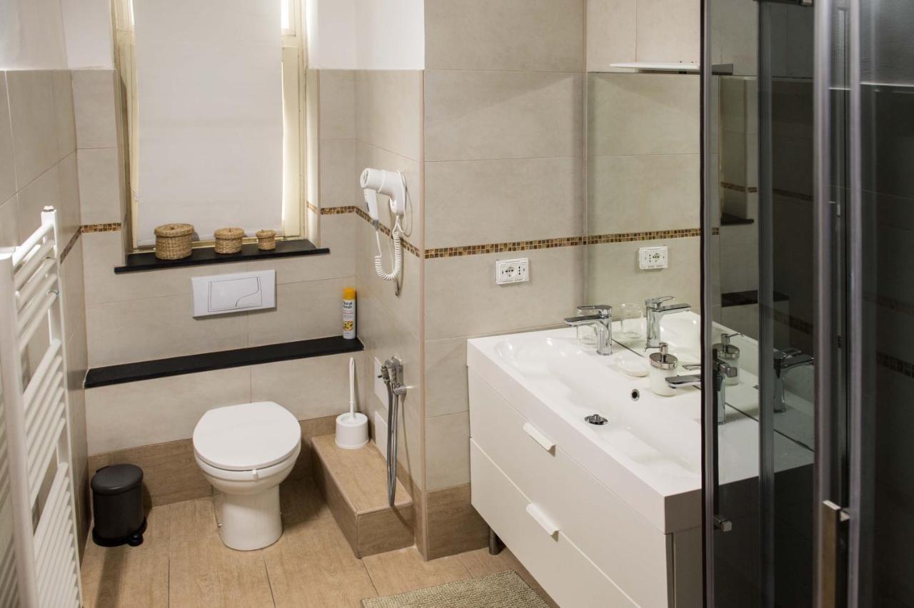 Casa Sottoripa Apartment เจนัว ภายนอก รูปภาพ